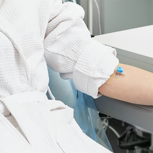 ragazza-in-ozonoterapia-squared